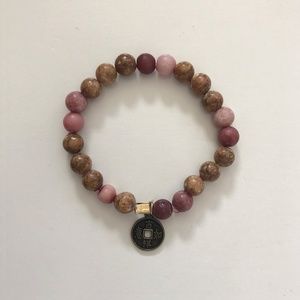 NWOT Jasper & resin rose and brown earth tones stretch bracelet with lucky coin